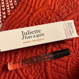 Juliet has a gun— music invisible scent